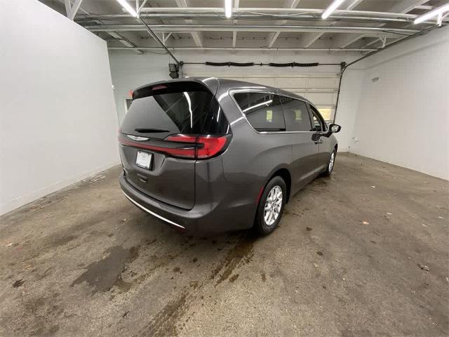 2023 Chrysler Pacifica Vehicle Photo in PORTLAND, OR 97225-3518