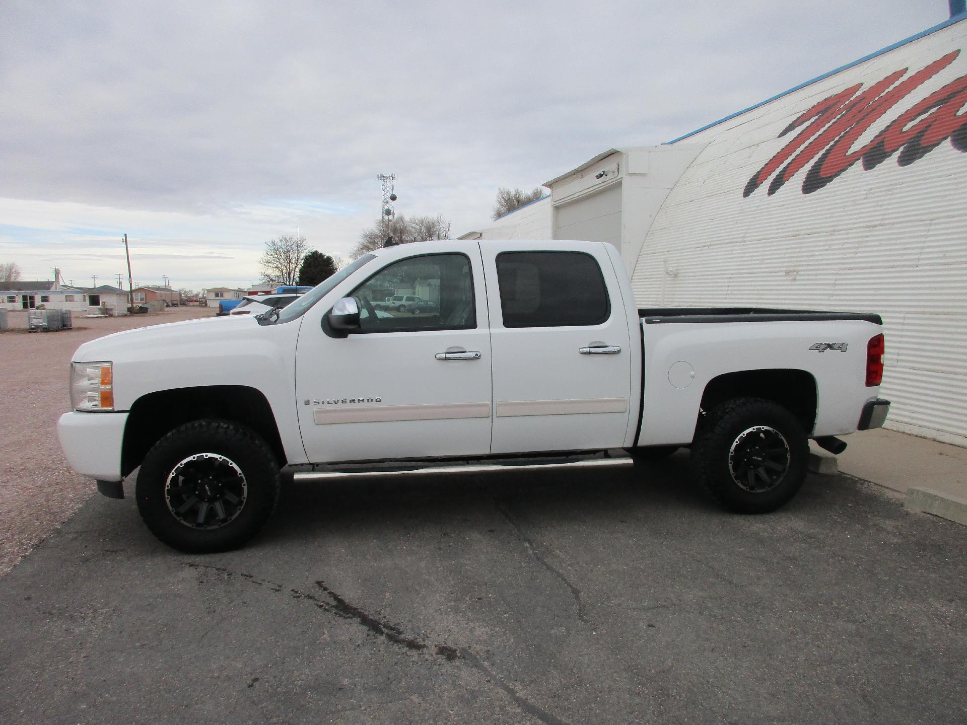 Used 2009 Chevrolet Silverado 1500 LS with VIN 3GCEK13C99G126135 for sale in Morrill, NE