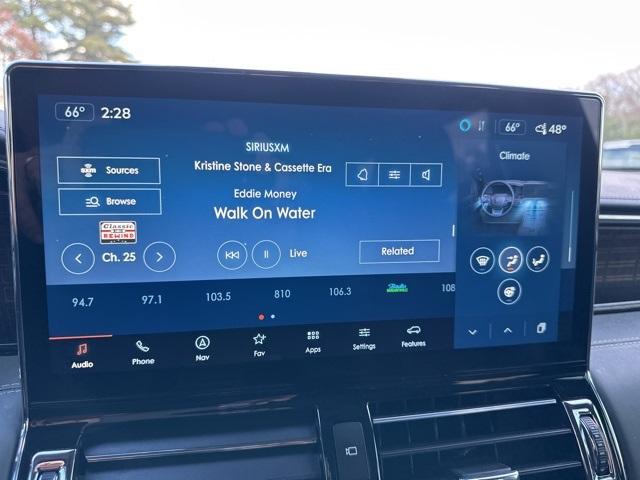 2023 Lincoln Navigator Vehicle Photo in Webster, MA 01570-1415