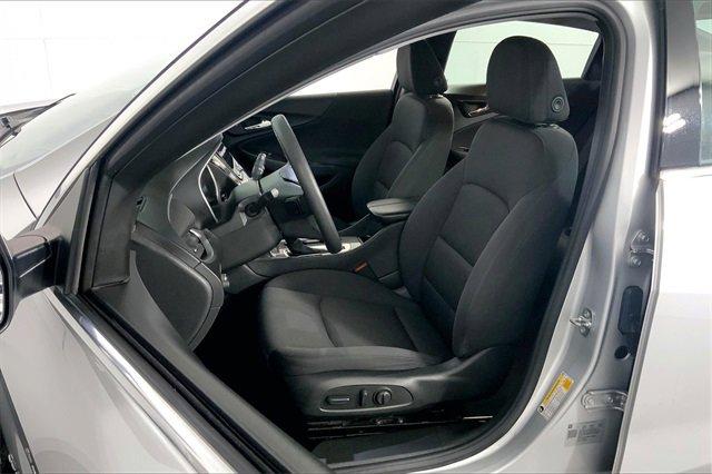 2022 Chevrolet Malibu Vehicle Photo in KANSAS CITY, MO 64114-4502