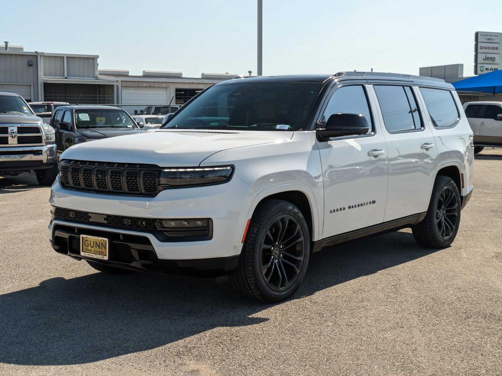 2024 Jeep Grand Wagoneer Vehicle Photo in Seguin, TX 78155