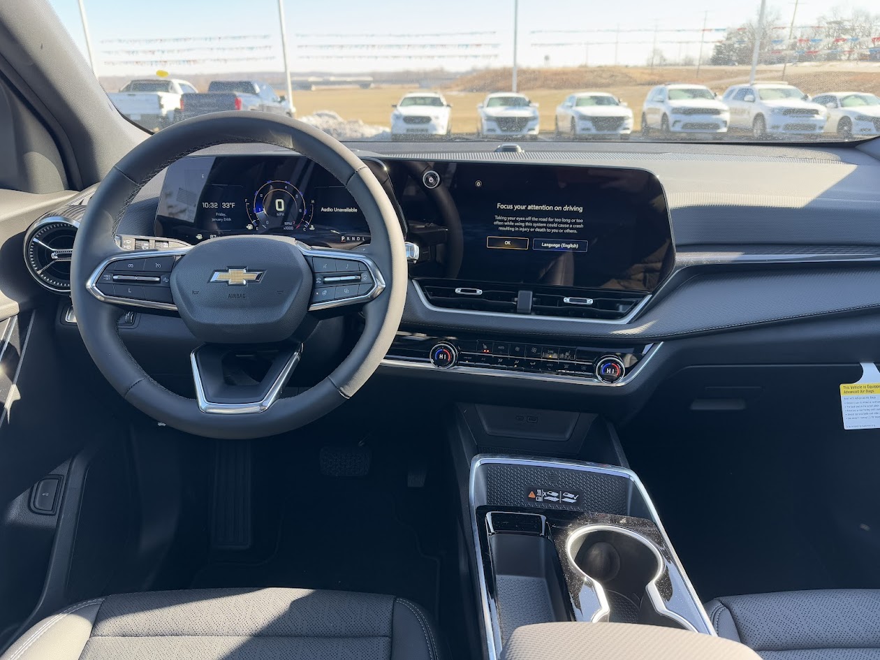 2025 Chevrolet Equinox Vehicle Photo in BOONVILLE, IN 47601-9633