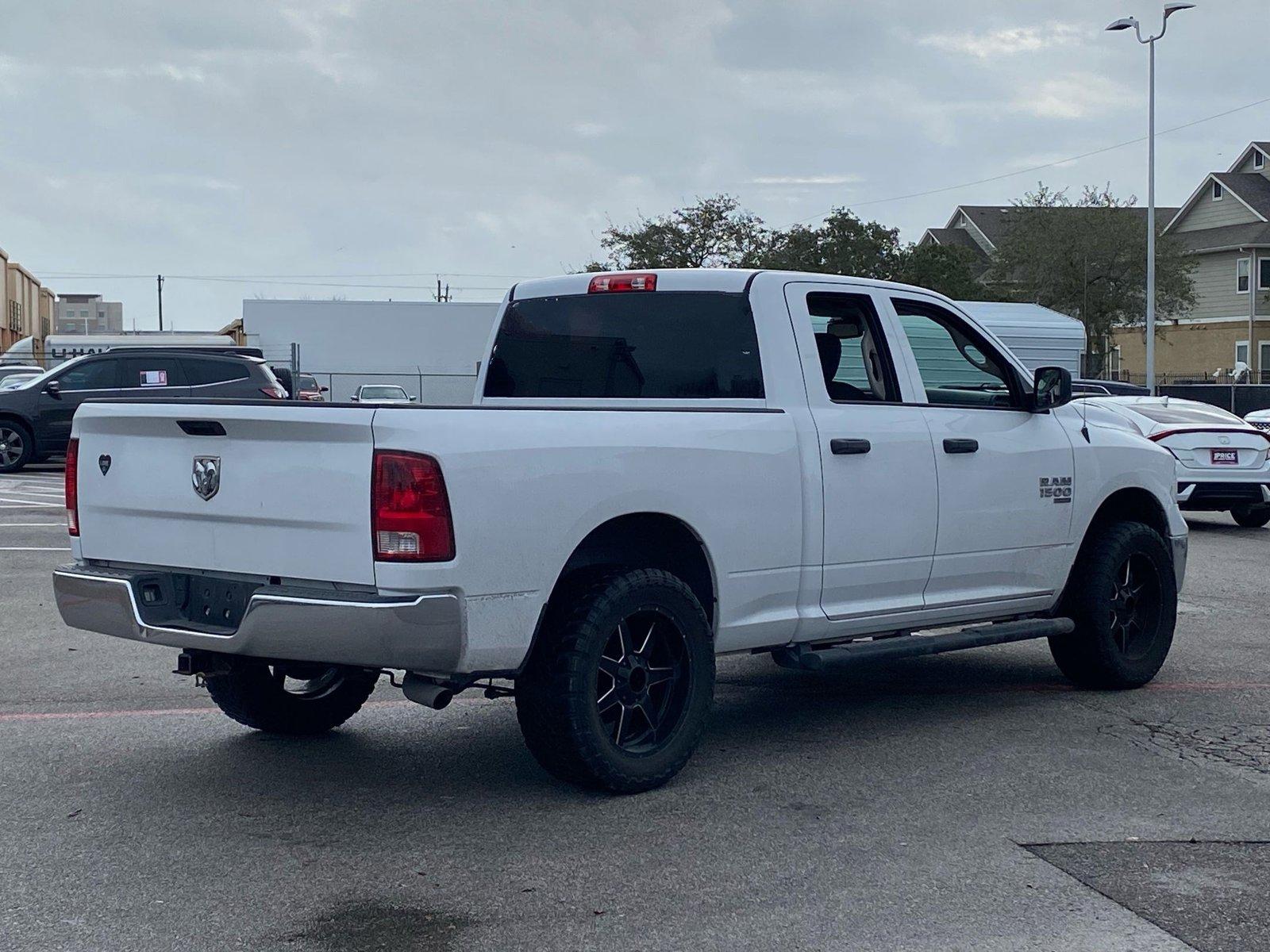 2019 Ram 1500 Classic Vehicle Photo in Corpus Christi, TX 78415