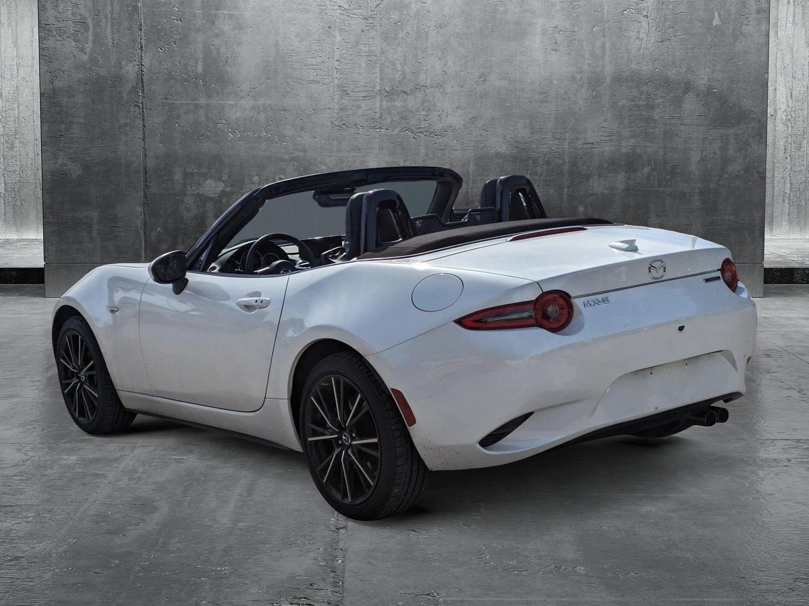 2024 Mazda MX-5 Miata Vehicle Photo in GREENACRES, FL 33463-3207