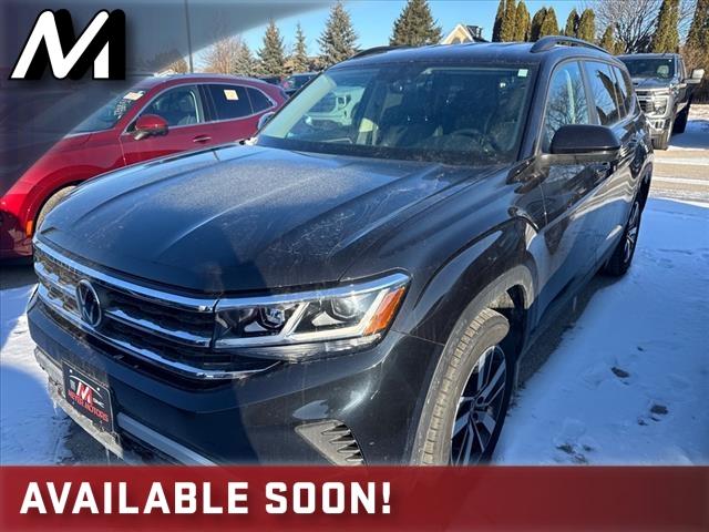 Used 2021 Volkswagen Atlas SE with VIN 1V2LP2CA2MC568245 for sale in Plymouth, WI