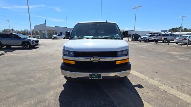 2020 Chevrolet Express Passenger 3500 Vehicle Photo in CROSBY, TX 77532-9157