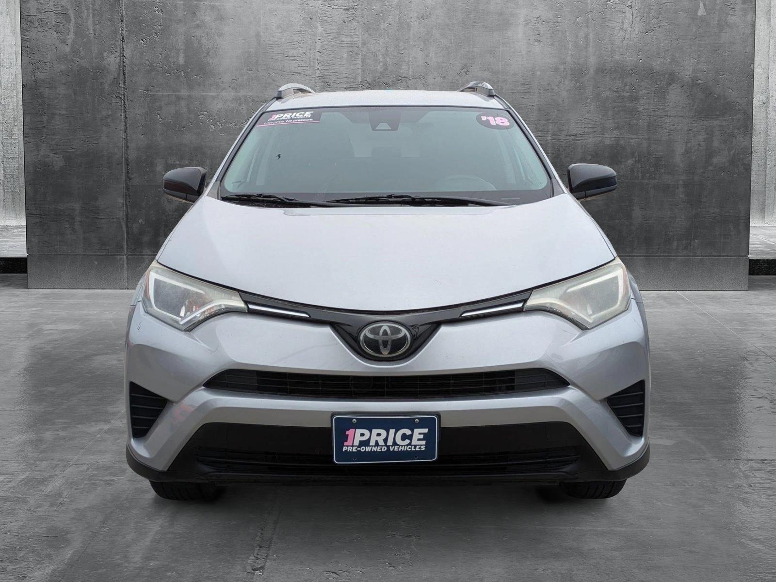 2018 Toyota RAV4 Vehicle Photo in Corpus Christi, TX 78415