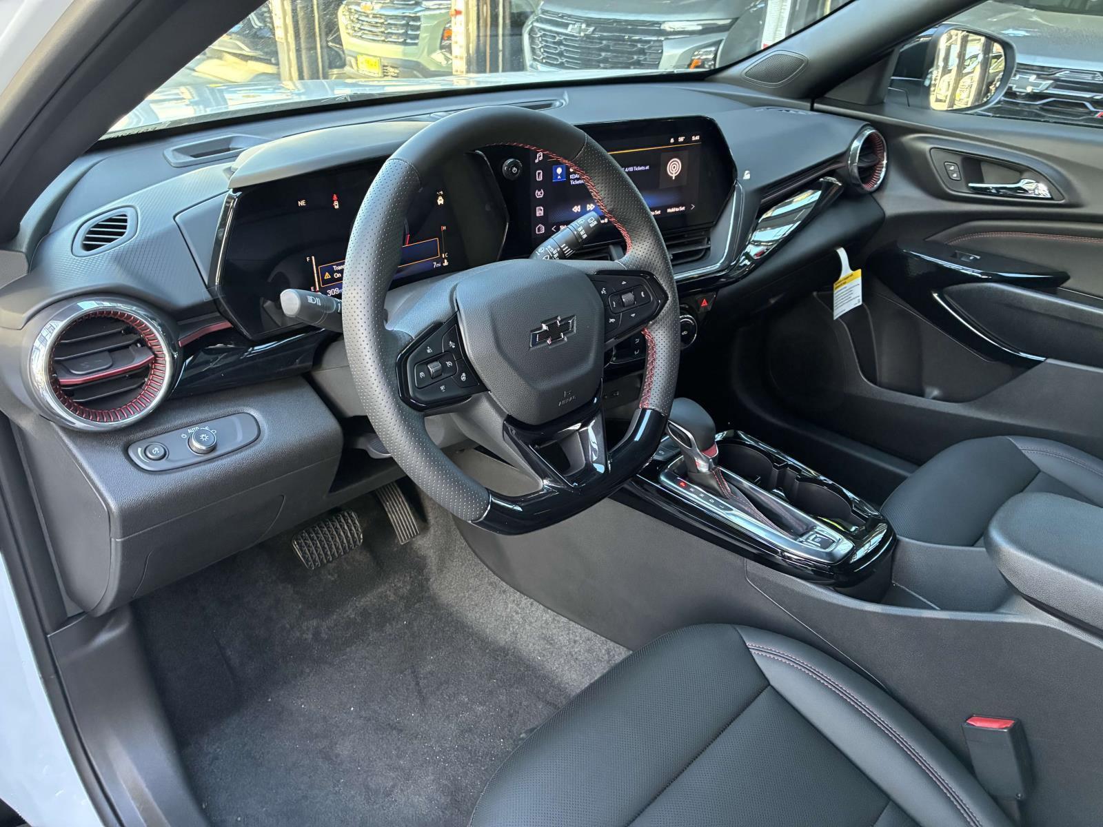2025 Chevrolet Trax Vehicle Photo in LOS ANGELES, CA 90007-3794