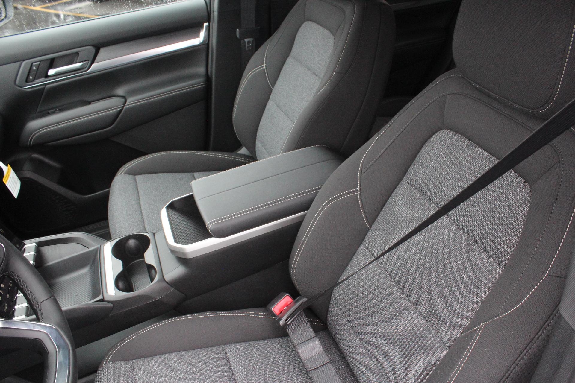 2025 GMC Terrain Vehicle Photo in AURORA, CO 80012-4011