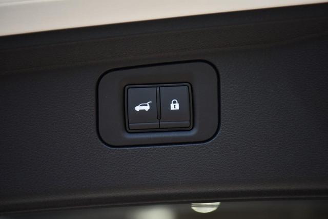 2025 Nissan Armada Vehicle Photo in Ballwin, MO 63011