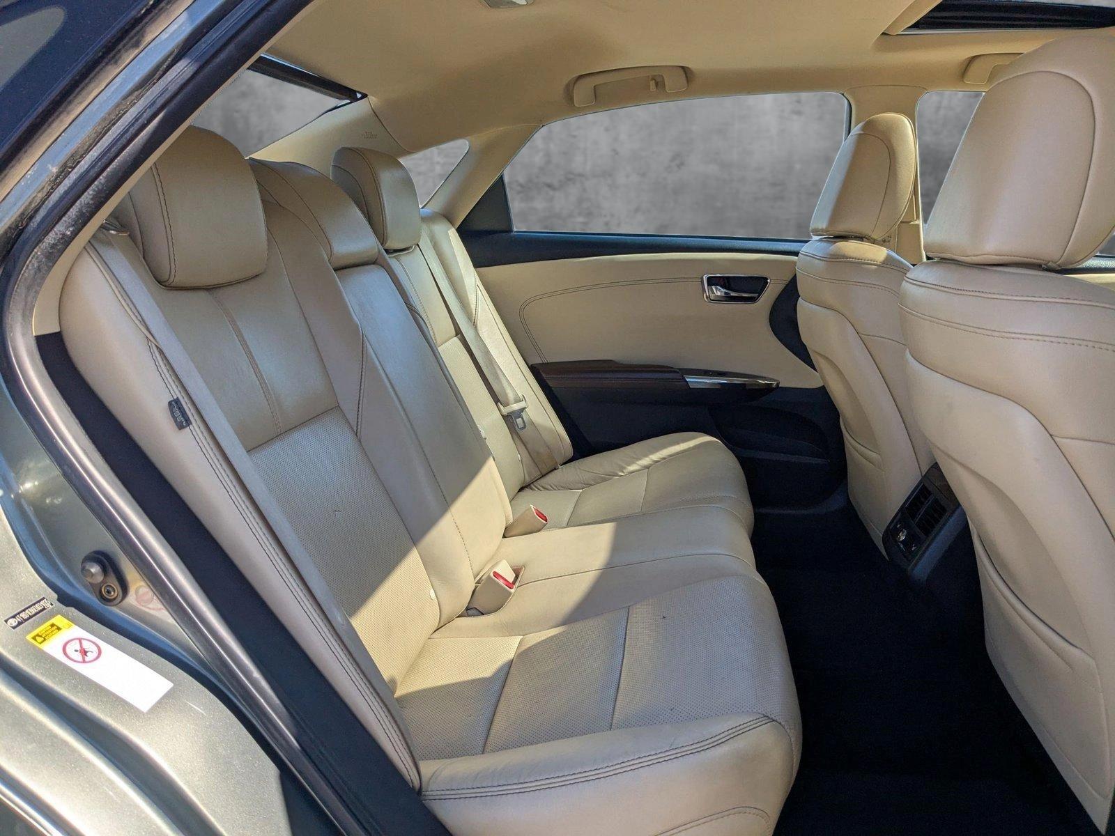 2014 Toyota Avalon Hybrid Vehicle Photo in Spokane Valley, WA 99206