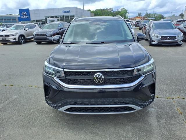 Used 2024 Volkswagen Taos SE with VIN 3VVSX7B27RM000908 for sale in White Hall, AR