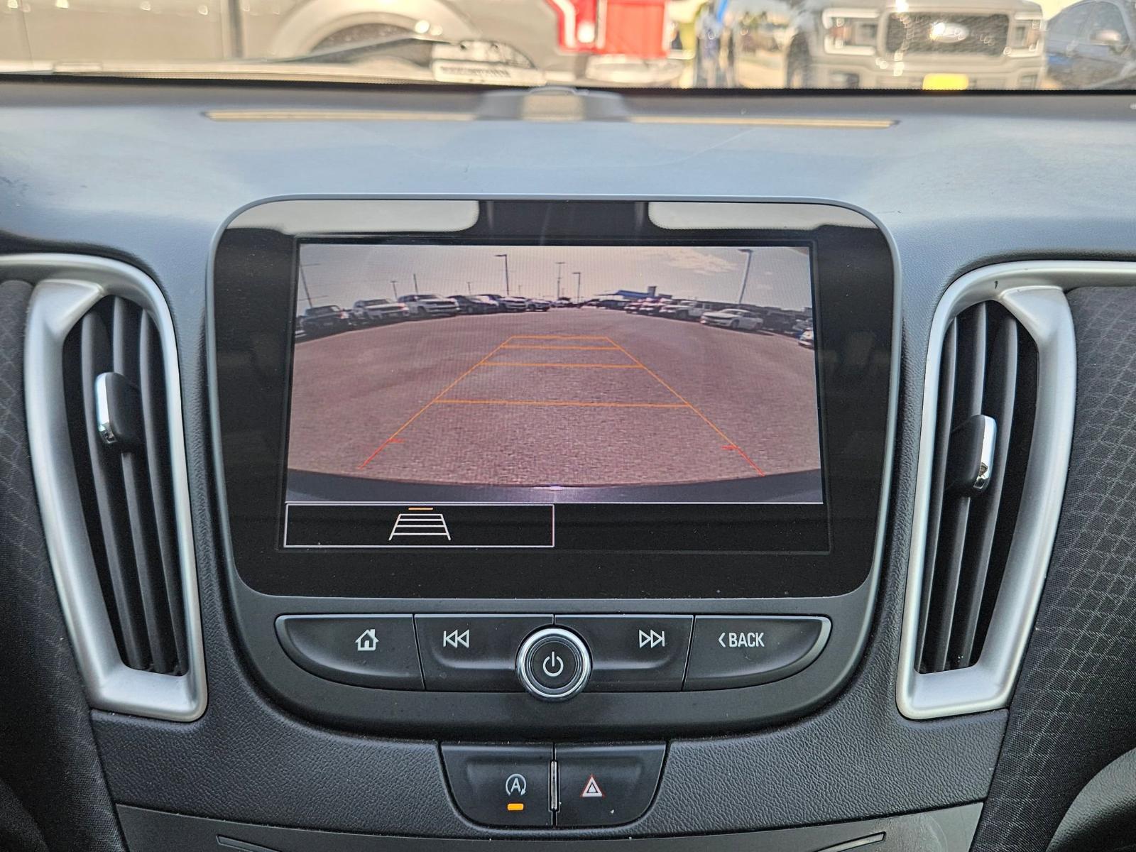 2022 Chevrolet Malibu Vehicle Photo in Seguin, TX 78155