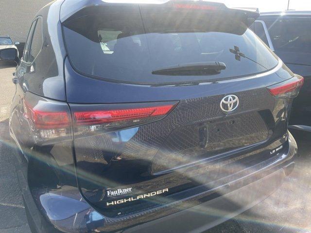 2020 Toyota Highlander Vehicle Photo in Philadelphia, PA 19116