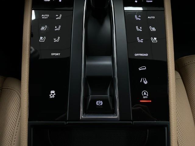 2025 Porsche Macan Vehicle Photo in Appleton, WI 54913