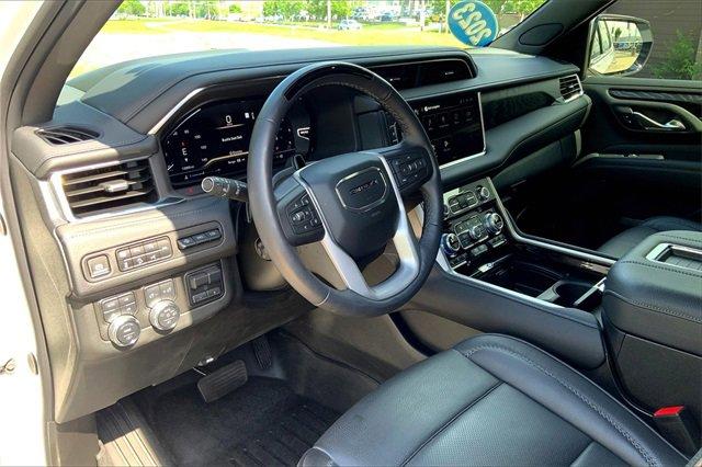 2023 GMC Yukon Vehicle Photo in KANSAS CITY, MO 64114-4545