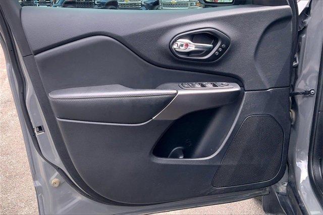 2022 Jeep Cherokee Vehicle Photo in KANSAS CITY, MO 64114-4502