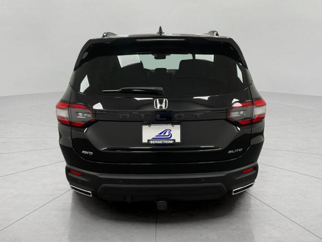 2024 Honda Pilot Vehicle Photo in Appleton, WI 54913