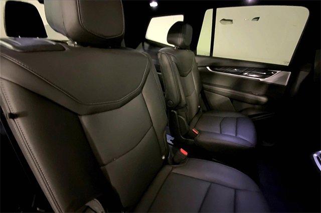 2025 Cadillac XT6 Vehicle Photo in KANSAS CITY, MO 64114-4502