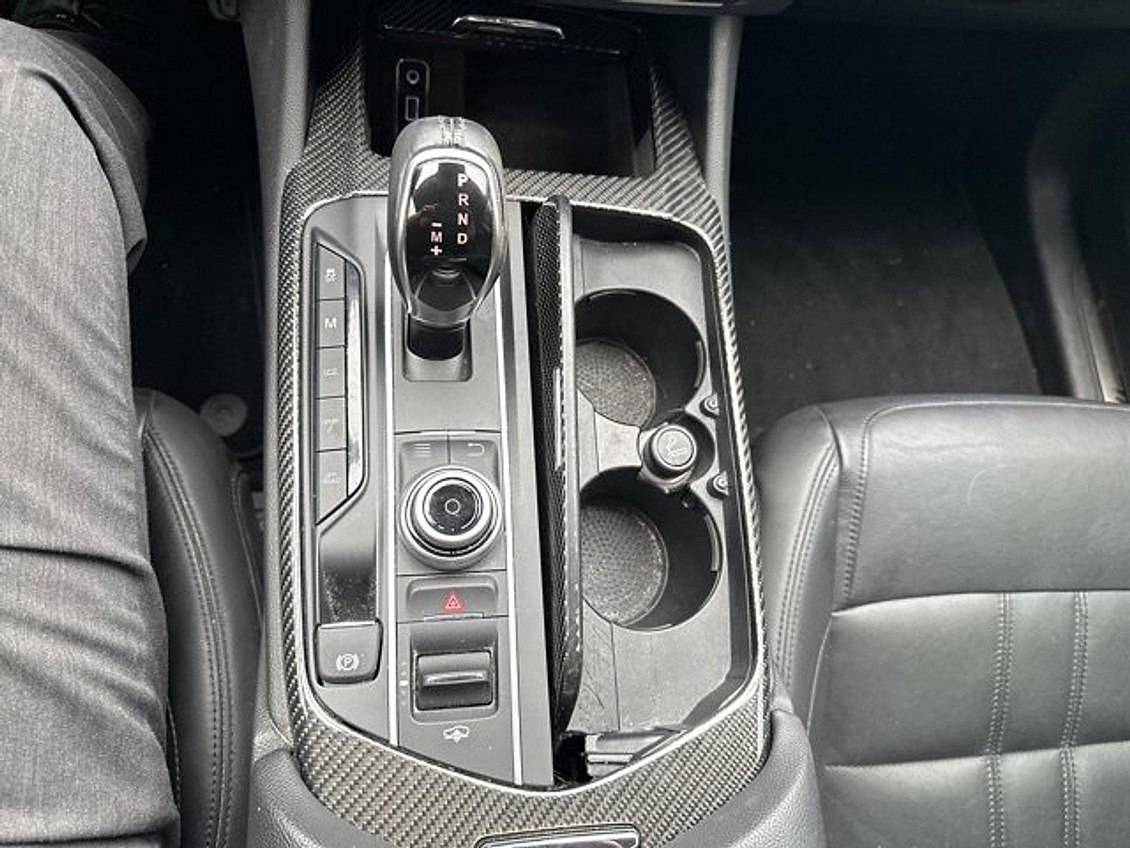 2017 Maserati Levante Vehicle Photo in Willow Grove, PA 19090