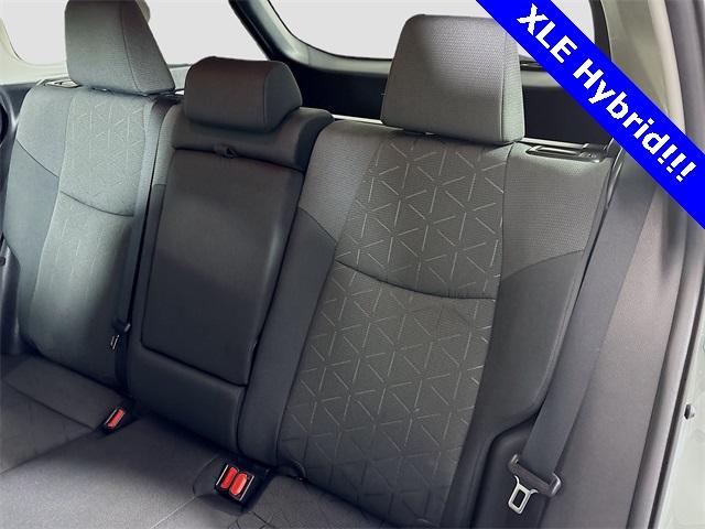 2021 Toyota RAV4 Vehicle Photo in Puyallup, WA 98371