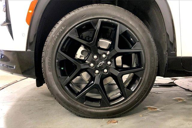 2024 Chevrolet Traverse Vehicle Photo in KANSAS CITY, MO 64114-4502