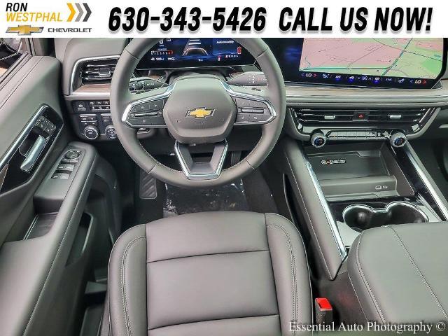 2025 Chevrolet Suburban Vehicle Photo in AURORA, IL 60503-9326