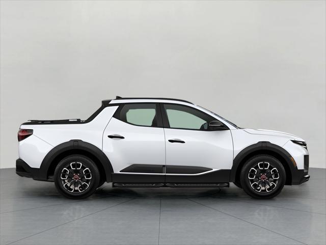 2024 Hyundai SANTA CRUZ Vehicle Photo in Green Bay, WI 54304