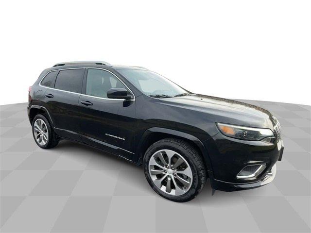 Used 2019 Jeep Cherokee Overland with VIN 1C4PJMJX1KD249658 for sale in Thompsontown, PA