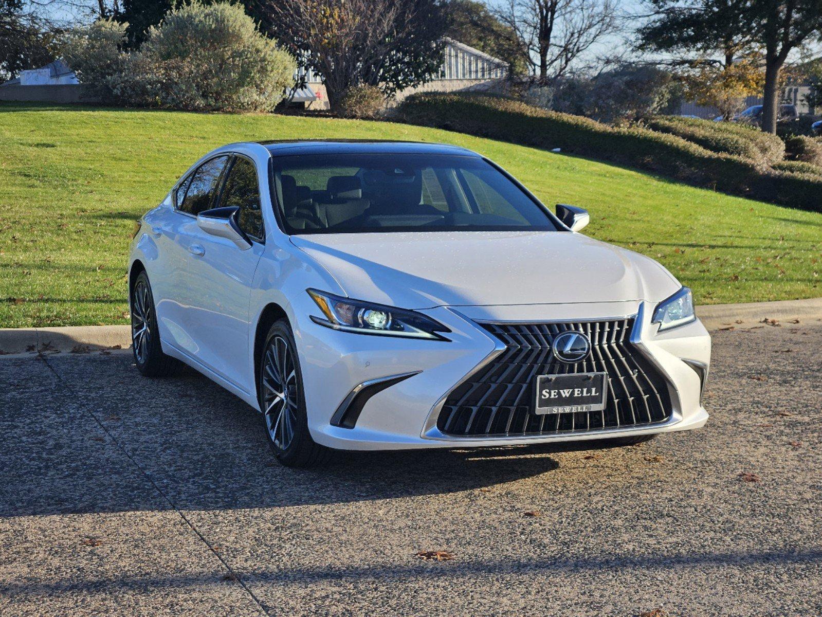 2023 Lexus ES 350 Vehicle Photo in FORT WORTH, TX 76132