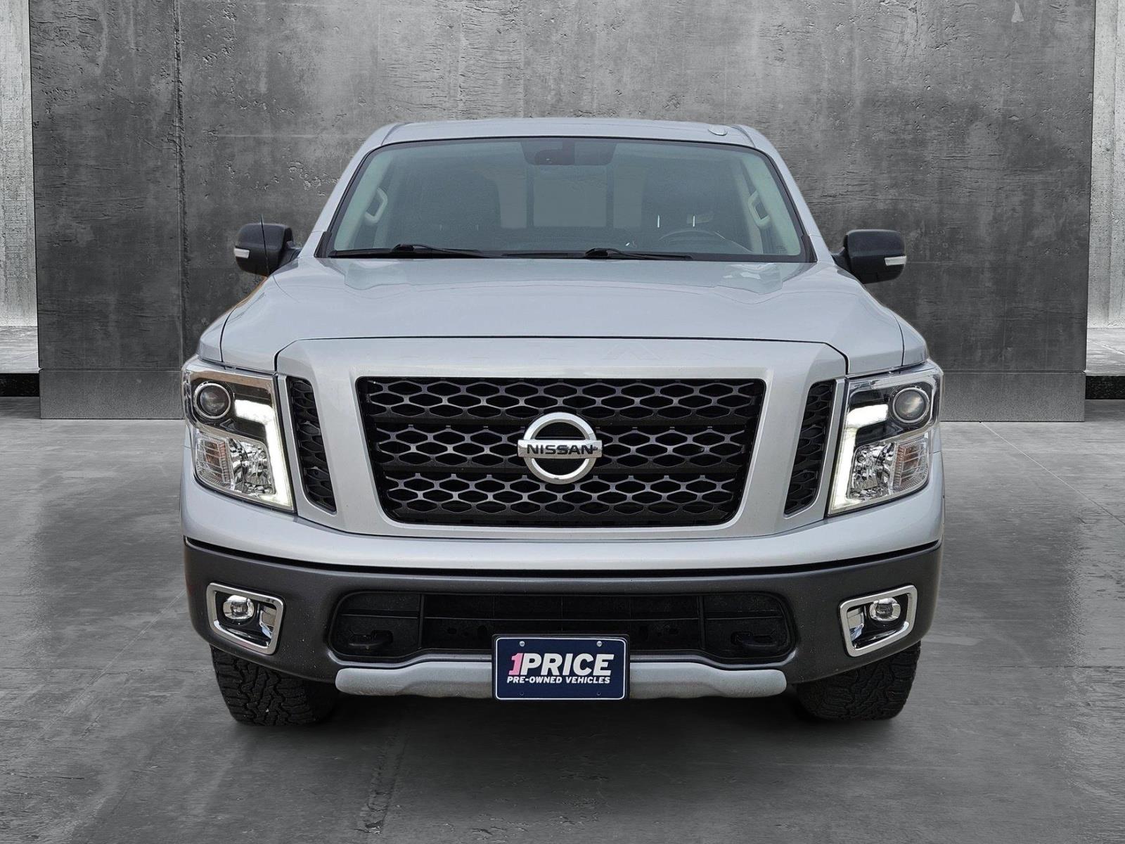 2019 Nissan TITAN Vehicle Photo in NORTH RICHLAND HILLS, TX 76180-7199