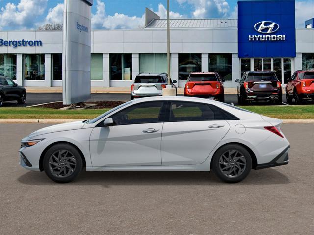 2025 Hyundai ELANTRA Hybrid Vehicle Photo in Green Bay, WI 54304