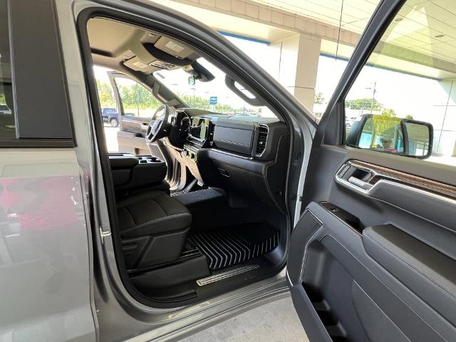 2025 Chevrolet Silverado 1500 Vehicle Photo in MANHATTAN, KS 66502-5036