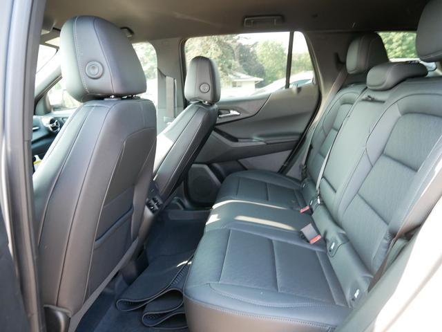 2025 Chevrolet Equinox Vehicle Photo in MAPLEWOOD, MN 55119-4794