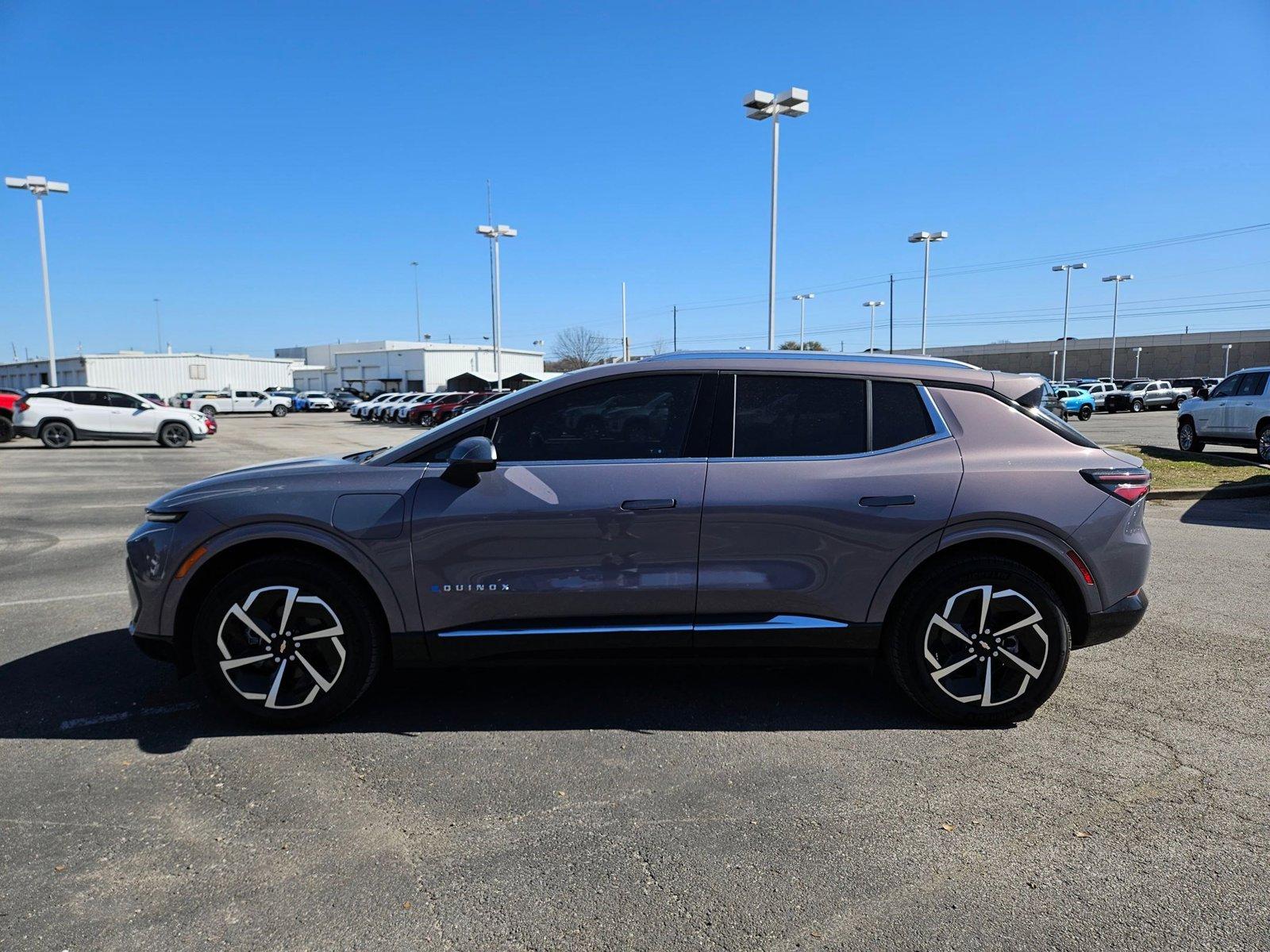 2025 Chevrolet Equinox EV Vehicle Photo in AUSTIN, TX 78759-4154