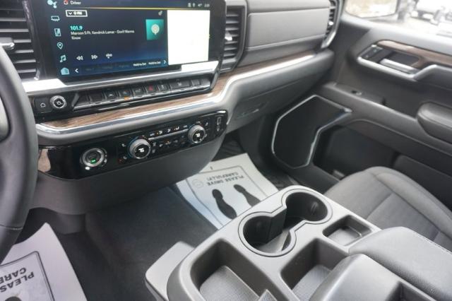 2023 Chevrolet Silverado 1500 Vehicle Photo in FAIRMONT, WV 26554-2318