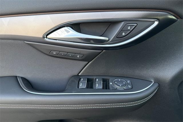 2025 Buick Envision Vehicle Photo in ELK GROVE, CA 95757-8703