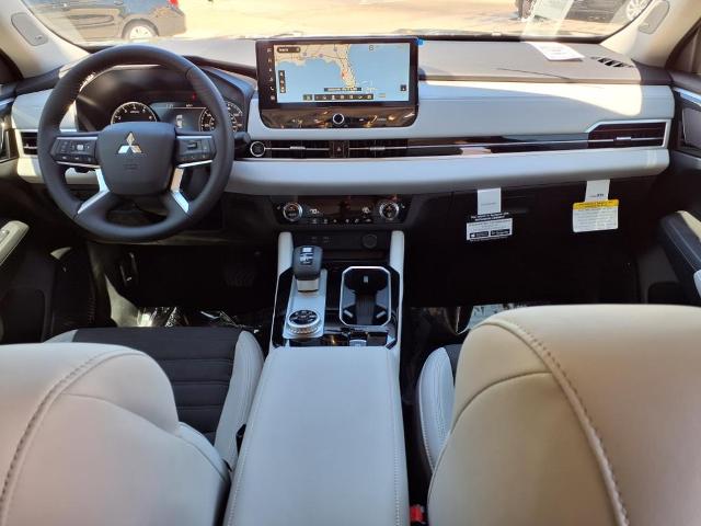 2025 Mitsubishi Outlander Vehicle Photo in Tampa, FL 33612