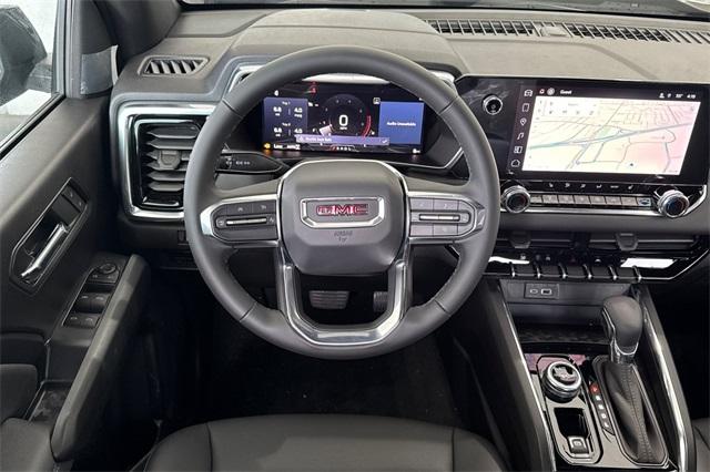2025 GMC Canyon Vehicle Photo in ELK GROVE, CA 95757-8703