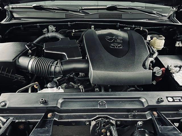 2017 Toyota Tacoma Vehicle Photo in MEDINA, OH 44256-9631