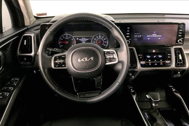 2023 Kia Sorento Vehicle Photo in Lees Summit, MO 64086