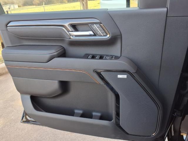 2025 GMC Sierra 2500 HD Vehicle Photo in Denton, TX 76205