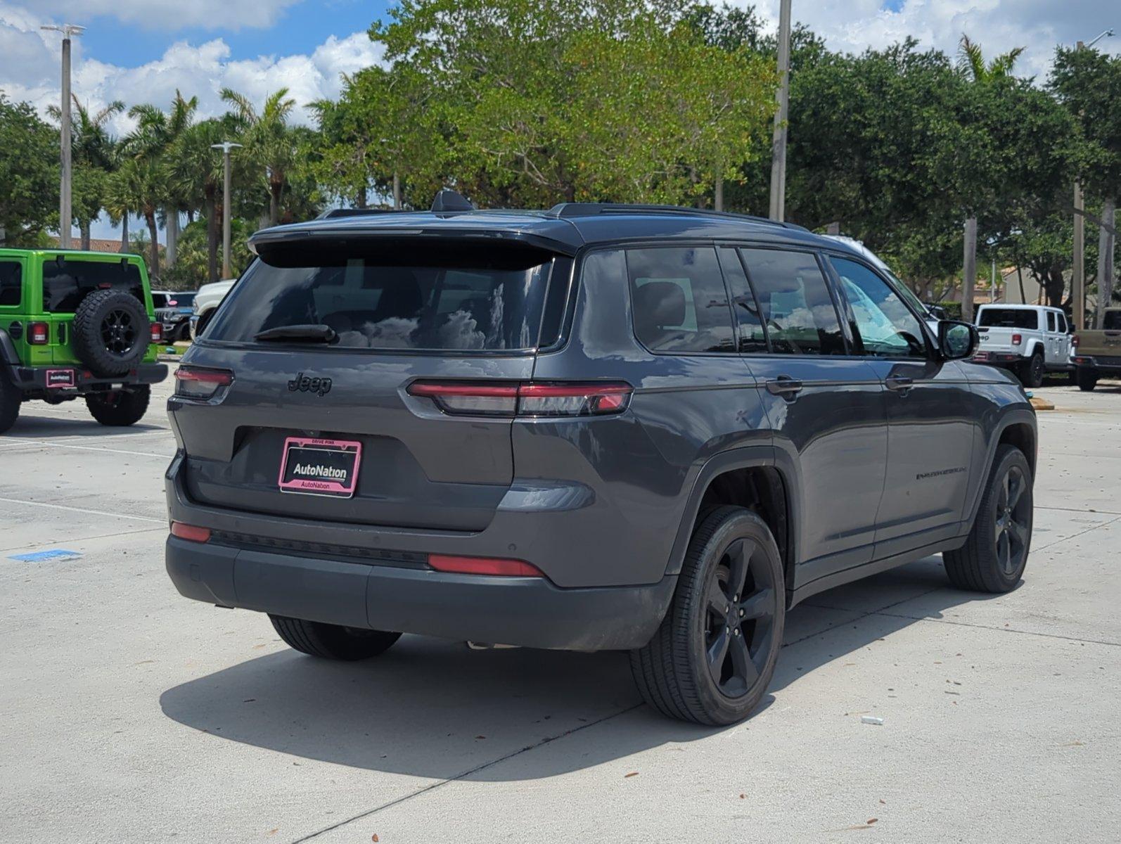 2022 Jeep Grand Cherokee L Vehicle Photo in Pembroke Pines, FL 33027