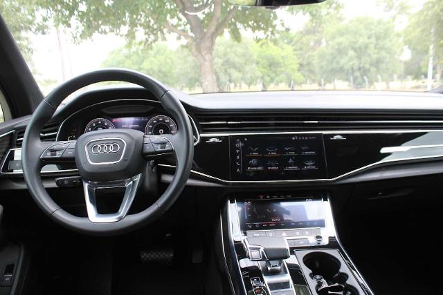 2023 Audi Q7 Vehicle Photo in HOUSTON, TX 77090