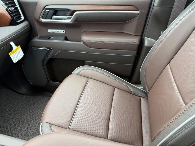 2025 GMC Sierra 1500 Vehicle Photo in COLUMBIA, MO 65203-3903