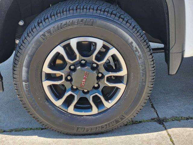 2025 GMC Sierra 2500 HD Vehicle Photo in DENTON, TX 76210-9321