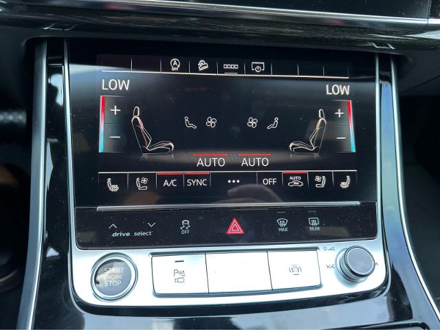 2025 Audi Q7 Vehicle Photo in HOUSTON, TX 77090