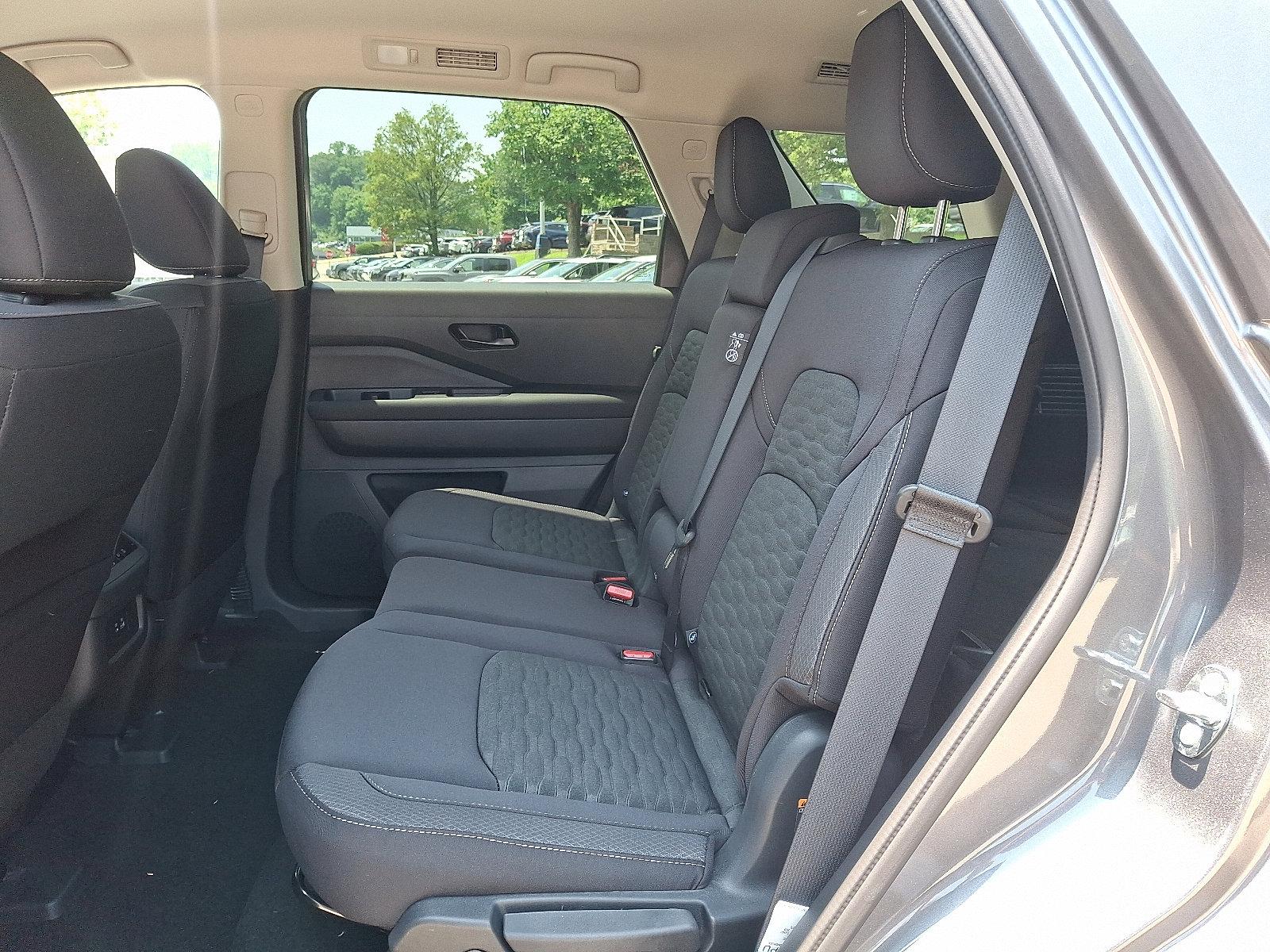 2025 Nissan Pathfinder Vehicle Photo in Jenkintown, PA 19046