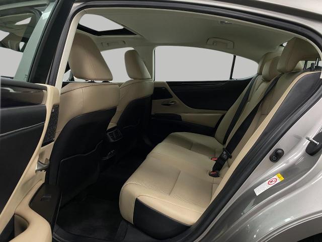2019 Lexus ES 350 Vehicle Photo in Appleton, WI 54913