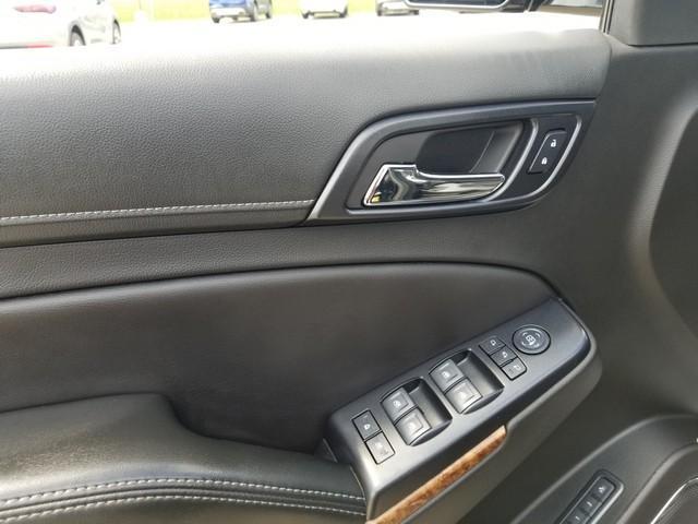 2018 Chevrolet Suburban Vehicle Photo in ELYRIA, OH 44035-6349